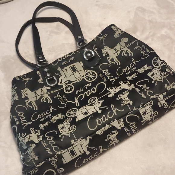 Coach Bag - Picture 7 of 8